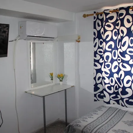 La Lambra Azul Hotel