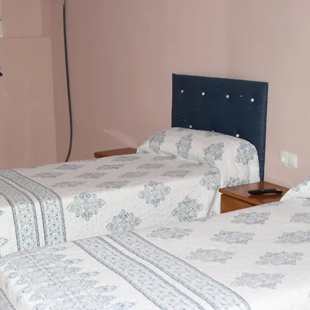 La Lambra Azul فندق لقنت